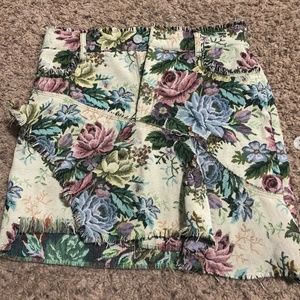 ZARA DISTRESS SKIRT